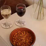 דירה The Biscuit Box Ideal For Couples Or Families