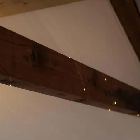 The Biscuit Box Ideal For Couples Or Families شقة