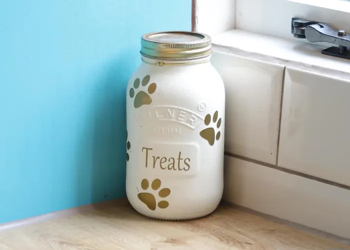 The Biscuit Box Ideal For Couples Or Families